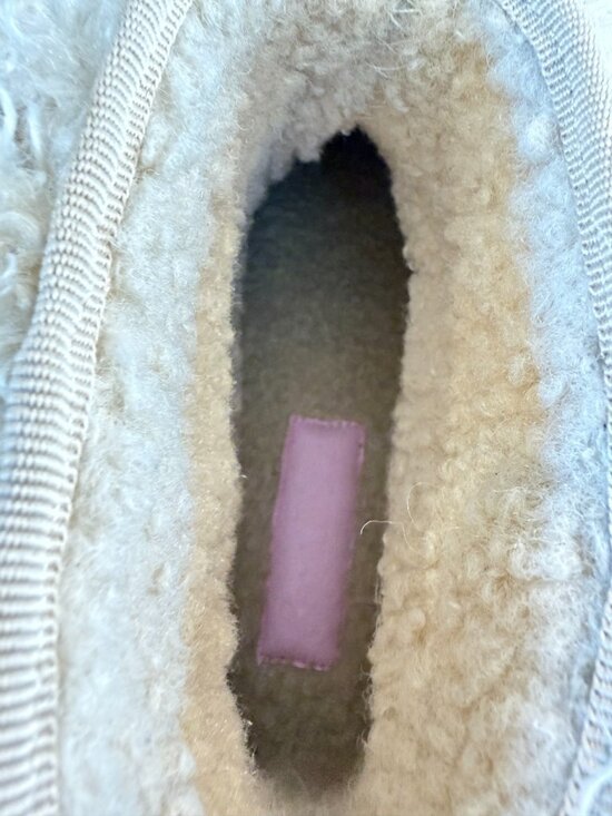 Sugar Thrillz Dolls Kill Sherpa Best Park Ankle Booties Size 8 Faux Fur Teddy - Picture 9 of 12